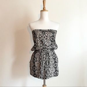 Angie Black and White Abstract Print Romper Large
